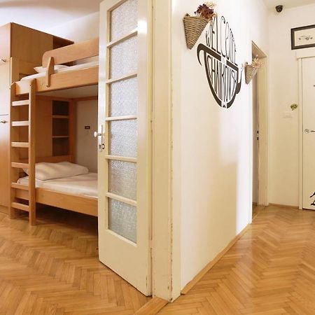 Tchaikovsky Hostel Split Dış mekan fotoğraf